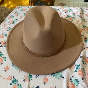 Womens hat